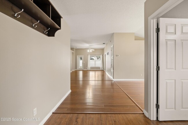 Building Photo - 1391 Olde Bailey Ln