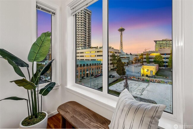 Building Photo - 2bd/2ba Seattle Condo