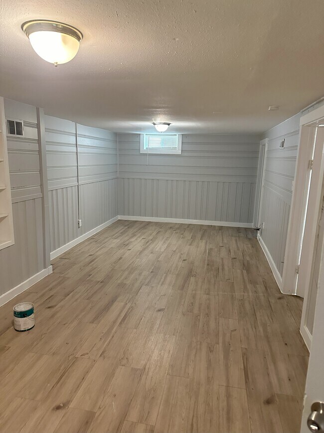 Building Photo - 2025 Emporia St