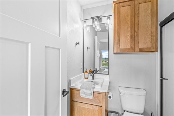 Building Photo - 303 Gangnes Dr