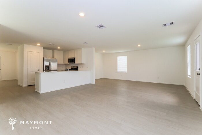 Building Photo - 3089 Fantasy Ter Dr