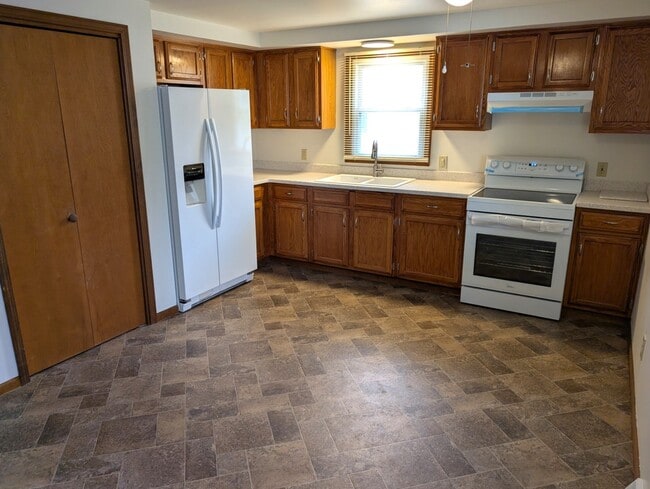 Building Photo - 1331 Borden Rd