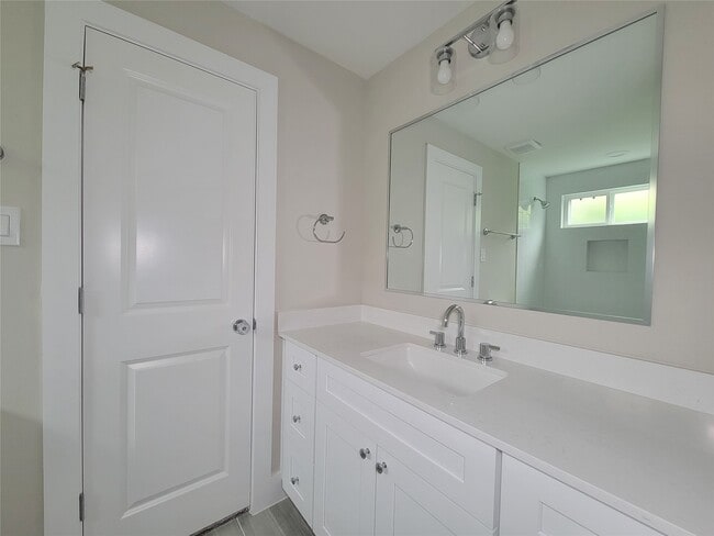 Building Photo - 8316 Curry Rd