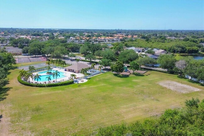 Building Photo - 4688 Sabal Key Dr