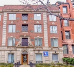 Building Photo - 1504 N Dearborn St