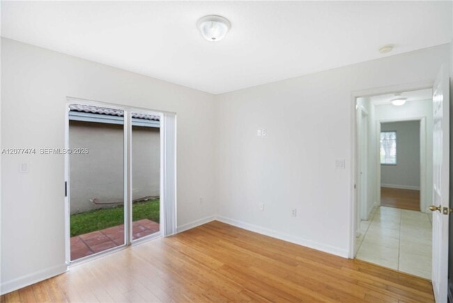 Building Photo - 13950 SW 155th Ct