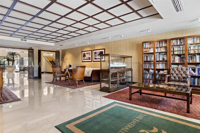 Building Photo - 151 Crandon Blvd