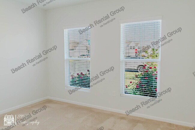 Building Photo - 3500 Cornflower Wy