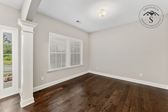 Building Photo - 7772 Coppice Dr