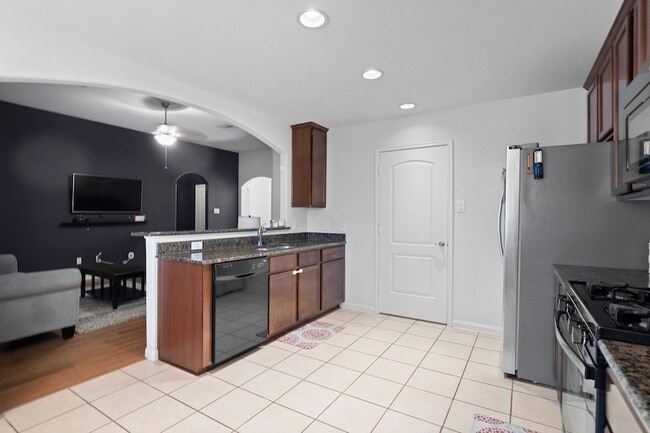 Building Photo - 2022 Borthwick Ln