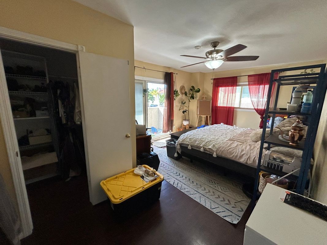 Building Photo - 2305 Rockefeller Ln