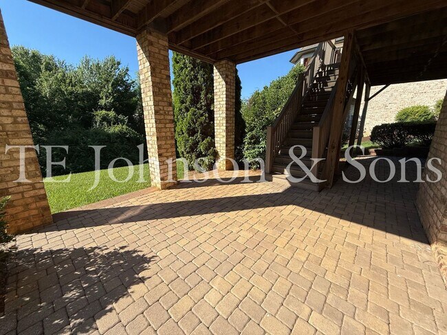 Building Photo - 5540 Brookberry Farm Rd
