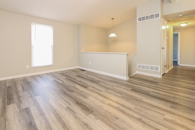 Building Photo - Adorable 3 Bedroom Home