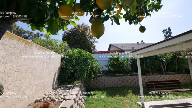 Building Photo - 6762 Alsacia St