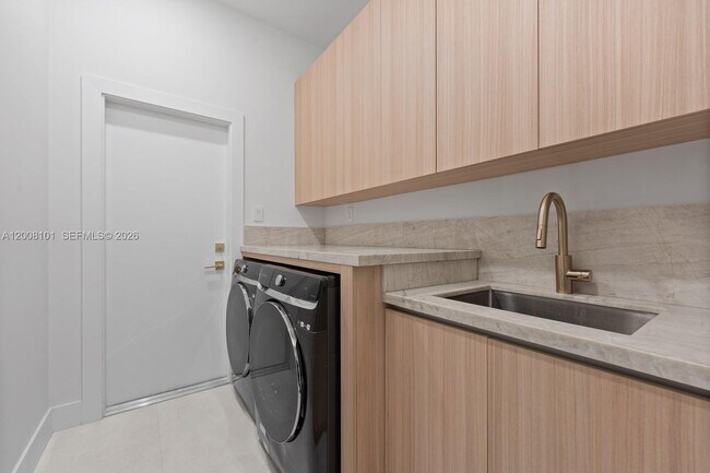 Building Photo - 7460 SW 179th St