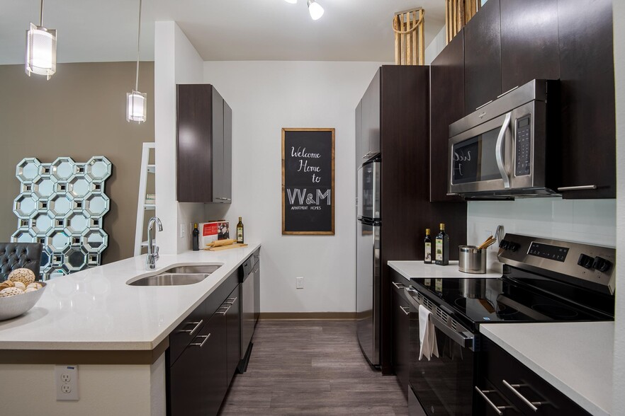Spacious Kitchen - VV&M Apartments
