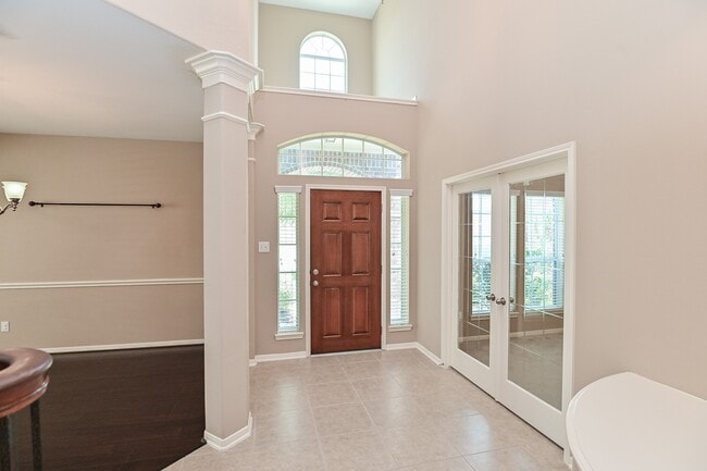 Building Photo - 6314 Bennington Springs Dr