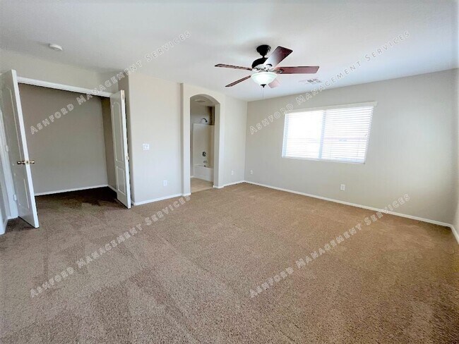 Building Photo - 2417 S 90th Glen