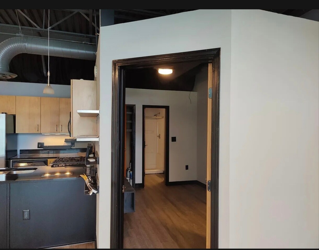 Second bedroom - 5200 Peachtree Rd