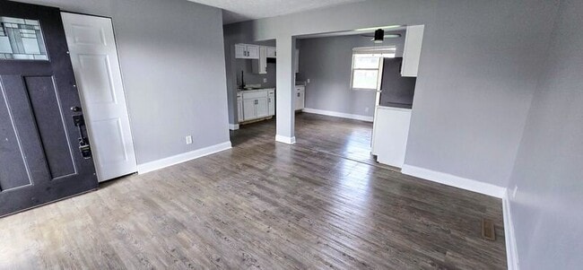 Building Photo - 1386 Faber Ave