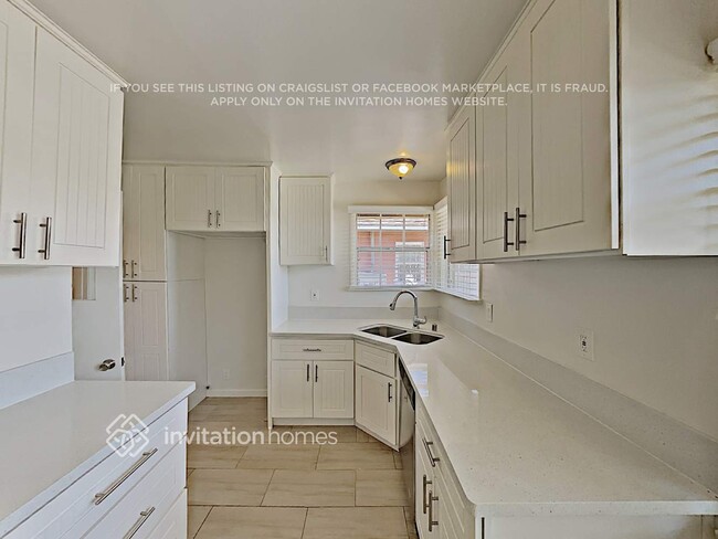 Building Photo - 13107 Ruthelen St