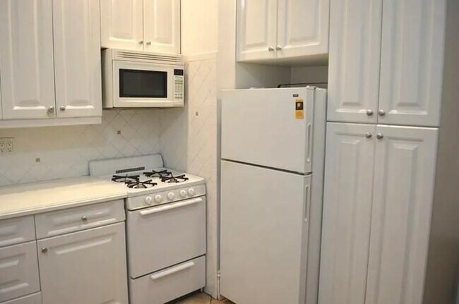 Building Photo - 1 bedroom in NEW YORK NY 10024