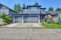 Building Photo - 5 Bed, 3 Bath Home with Tesla Charger in Orchards Near Hockinson Meadows Park