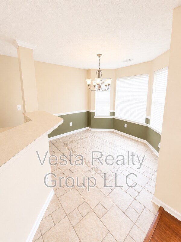 Building Photo - 5115 Towne Park Dr
