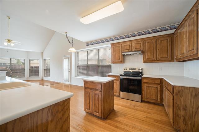 Building Photo - 4621 Gardenia Way
