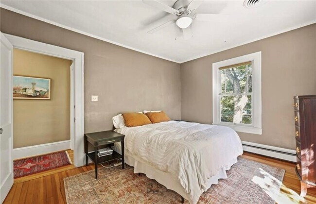 Building Photo - Charming Ardmore home full of character in...