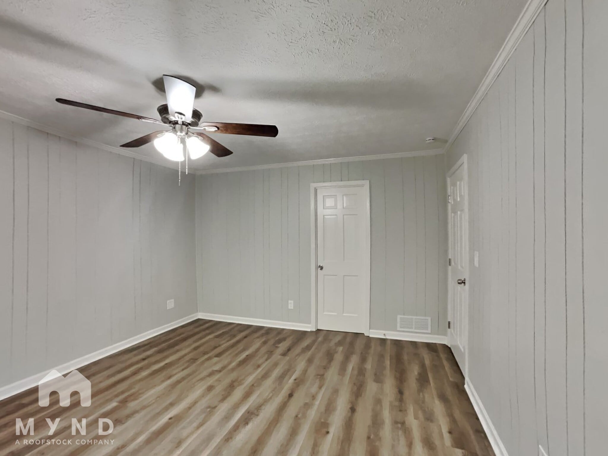 Building Photo - 33 Pinewood Terrace