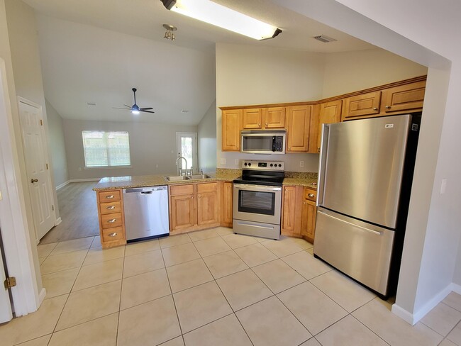 Building Photo - 7288 Mossy Oaks Ct