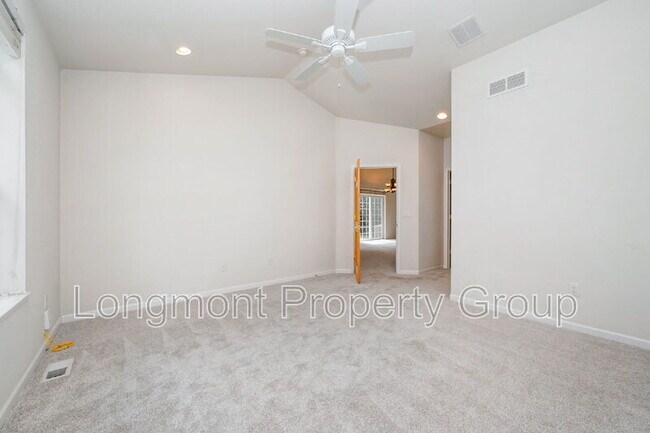 Building Photo - 1333 Charles Dr