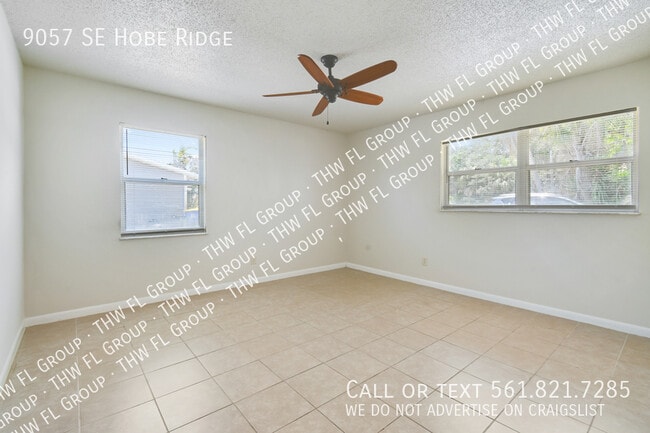 Building Photo - 9057 SE Hobe Ridge Ave