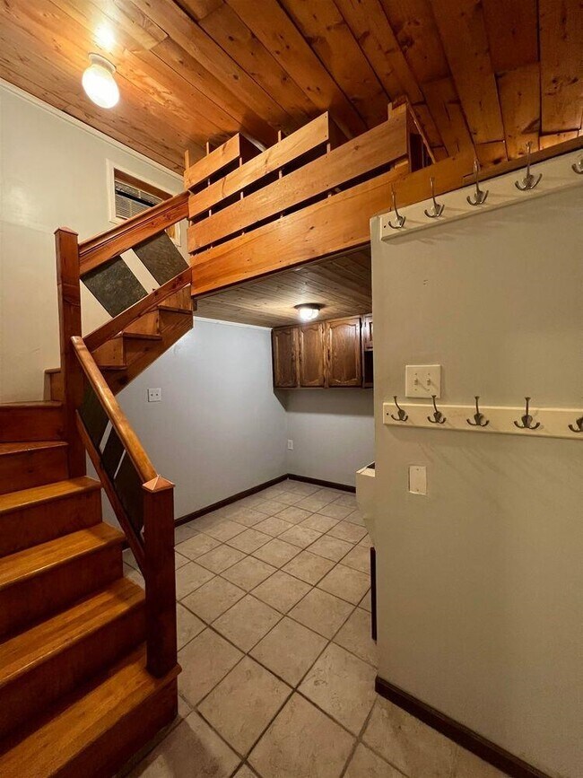 Building Photo - 334 Paterson Plank Rd