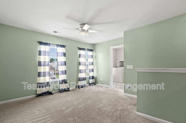 Building Photo - 126 Daniels Creek Cir