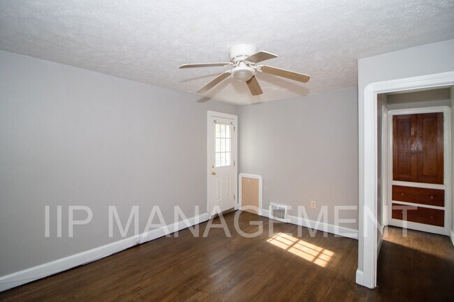 Building Photo - 1294 Winston Rd