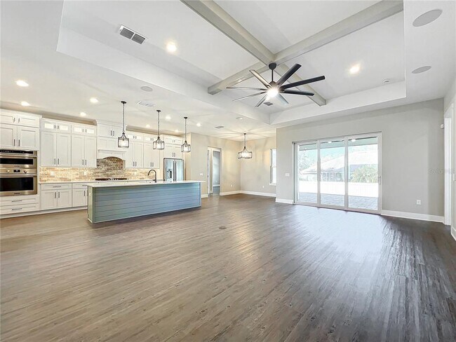 Building Photo - 1793 Lakehill Dr