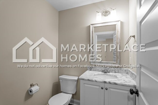 Building Photo - 128 Downsbury Rd