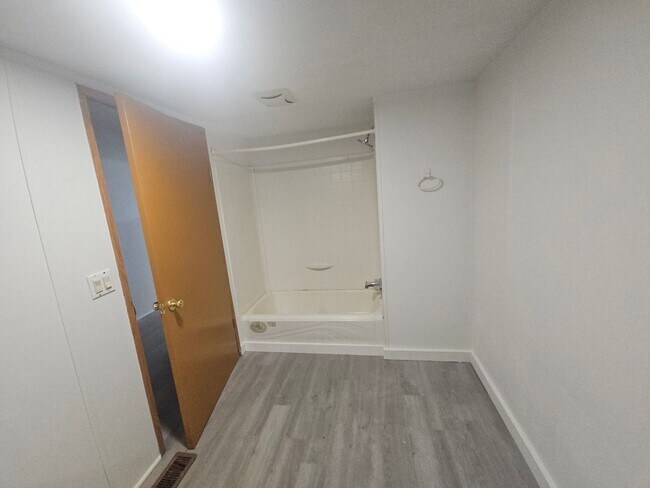 Building Photo - Pace Park