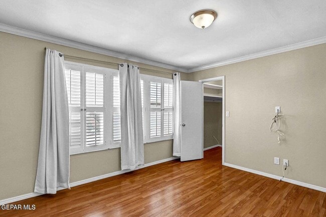 Building Photo - 6622 Dawn Dr