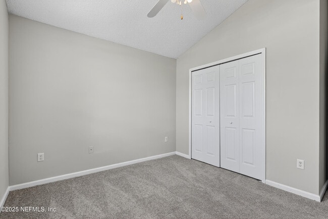 Building Photo - 2821 Cross Creek Dr