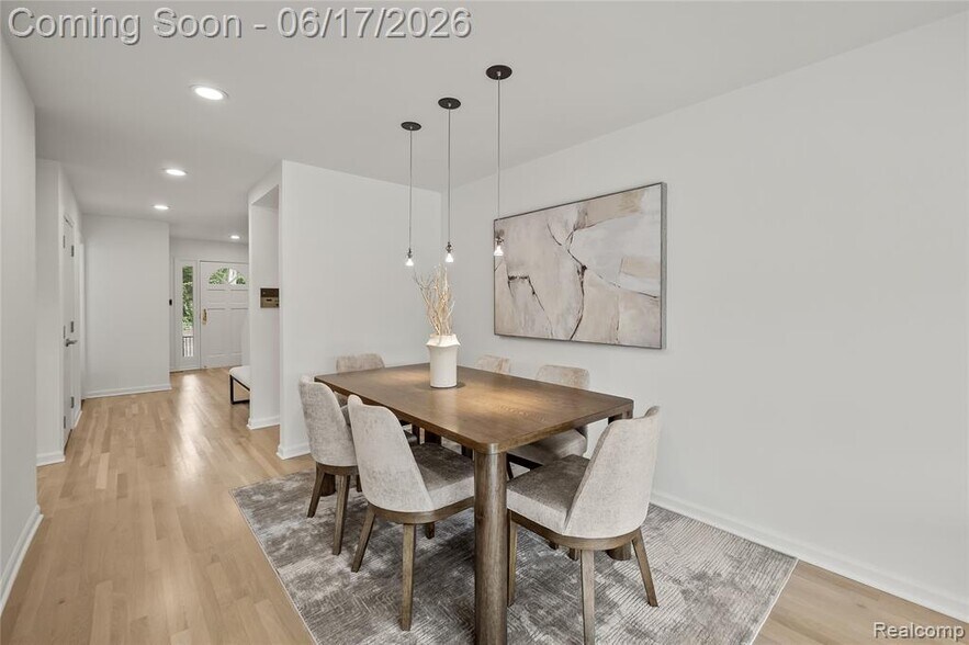 Building Photo - 511 Brookside Ave