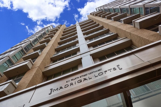 Building Photo - Incredible 11th Floor 2BR/2BA Condo Blocks from the Metro in Vibrant Mount Vernon Triangle!