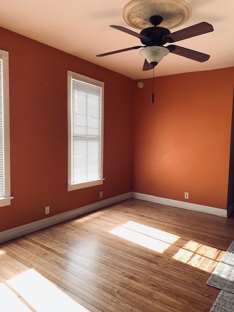 Dining room - 2454 N Pierce St