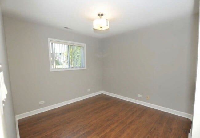 Building Photo - 16121 S 88th Ave