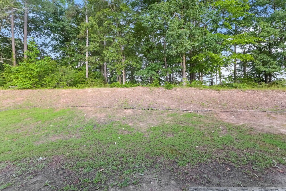Building Photo - 300 Windsor Brook Ln SE