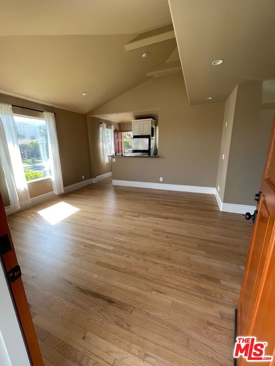 Building Photo - 8503 Lilienthal Ave