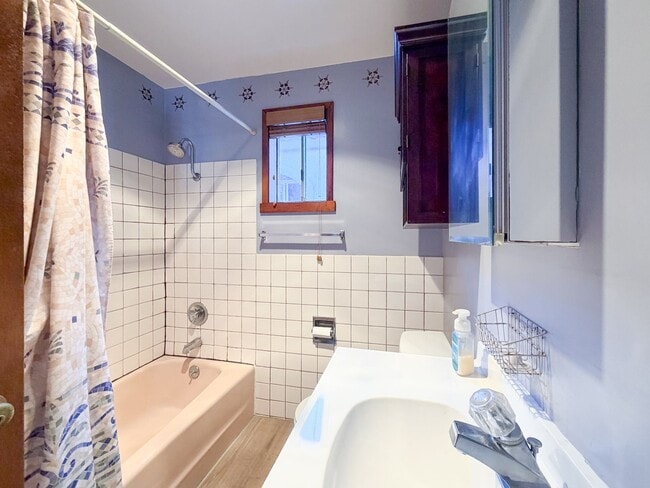 Building Photo - Incredible Value Just Steps from the Sand | 1 Bed 1 Bath Upper Unit  | Silver Strand Beach