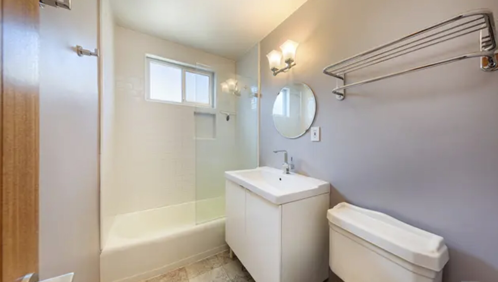 Building Photo - 11634 Gorham Ave